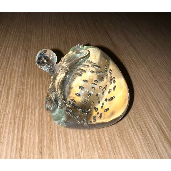 Vintage Strawberry Paperweight Art Clear Glass Controlled Bubbles 4" Wide - Picture 2 of 10